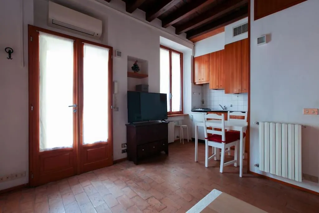 Charming Flat In Brera Apartment Milan